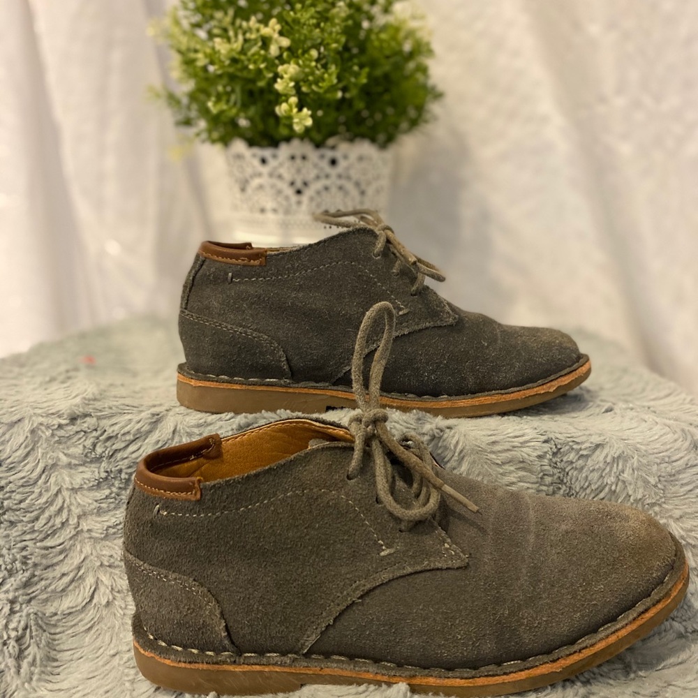 Boys gray dress shoes